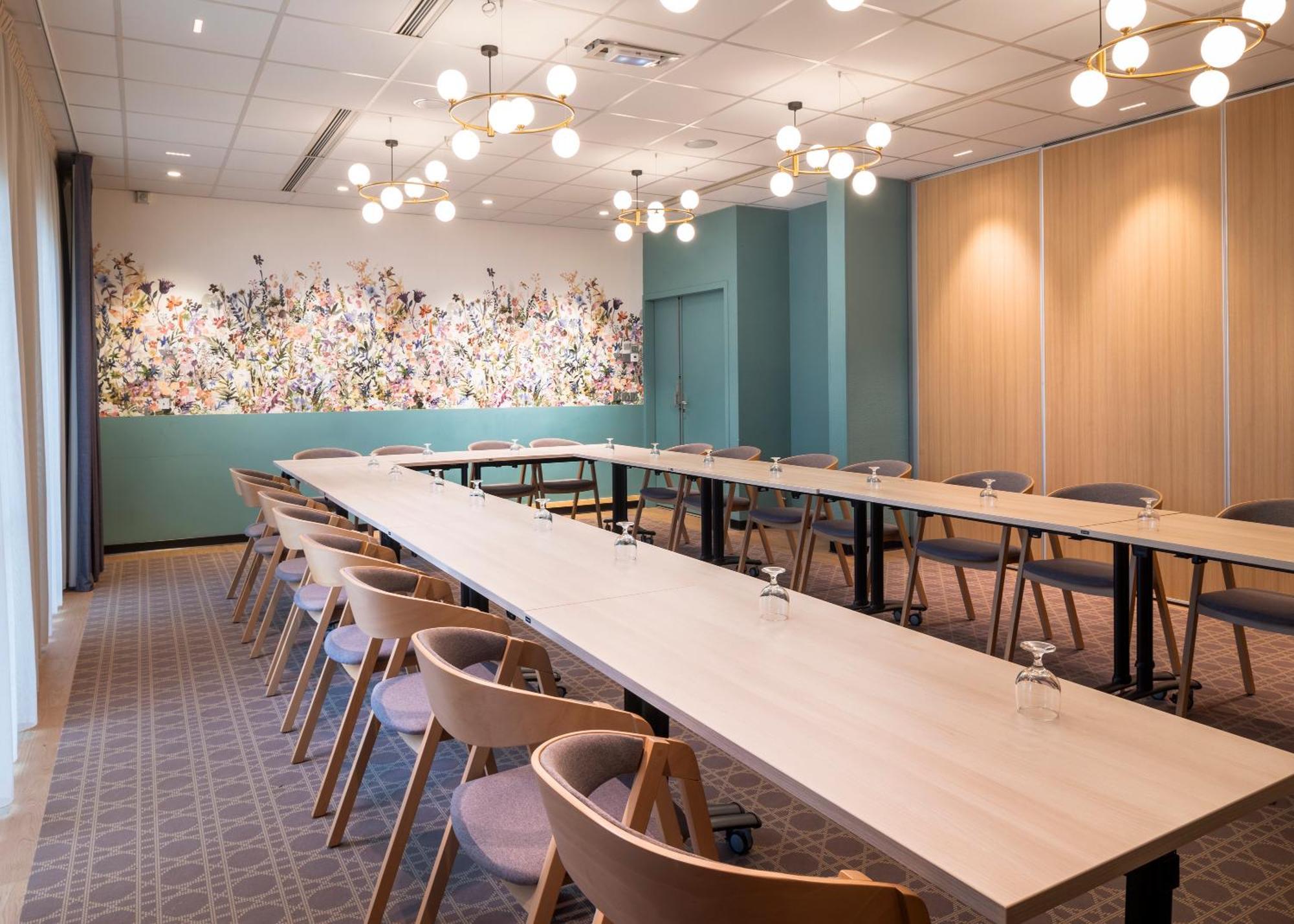 Ibis Styles Pontivy Centre Bretagne Hotel Екстериор снимка