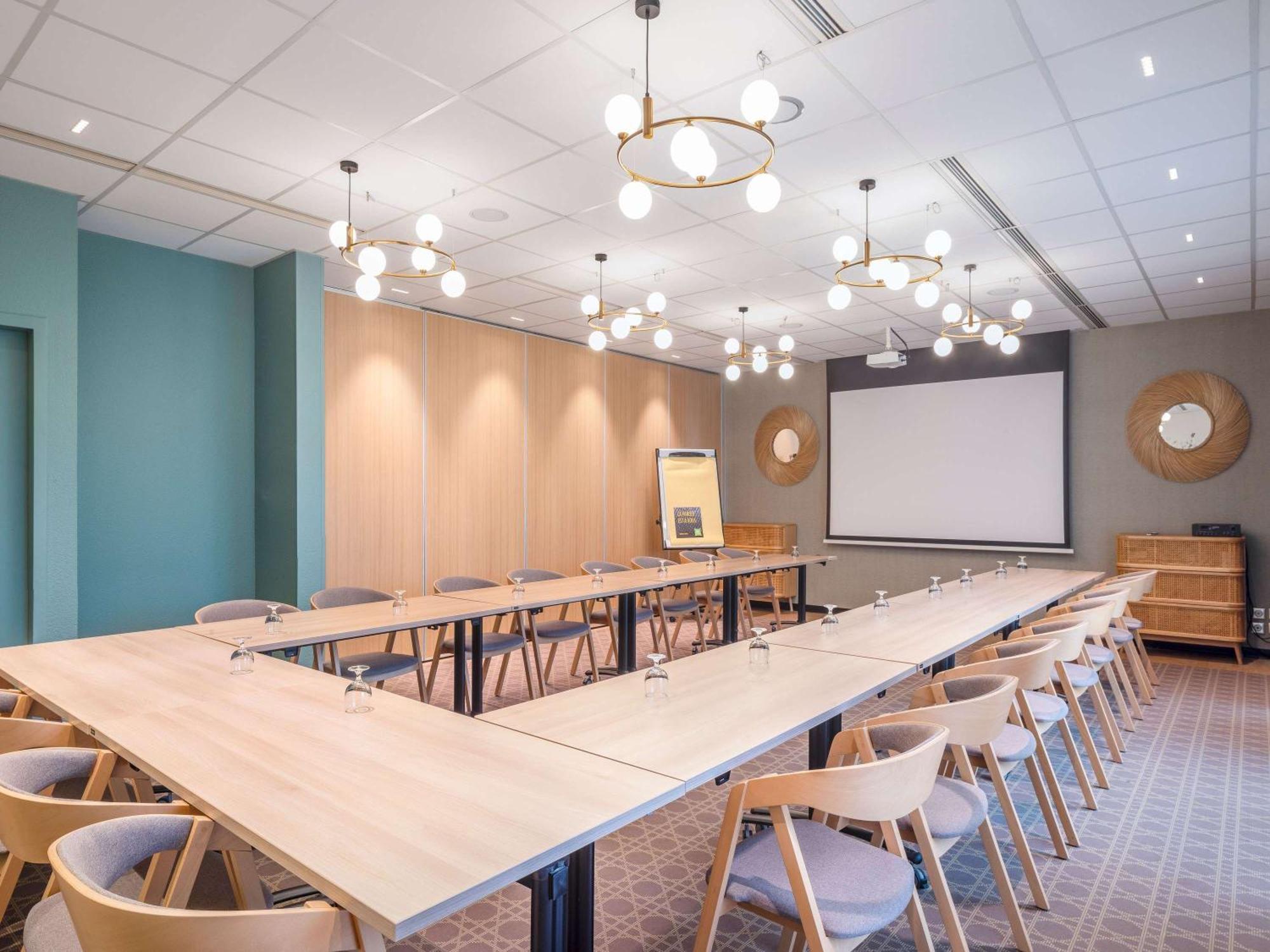 Ibis Styles Pontivy Centre Bretagne Hotel Екстериор снимка